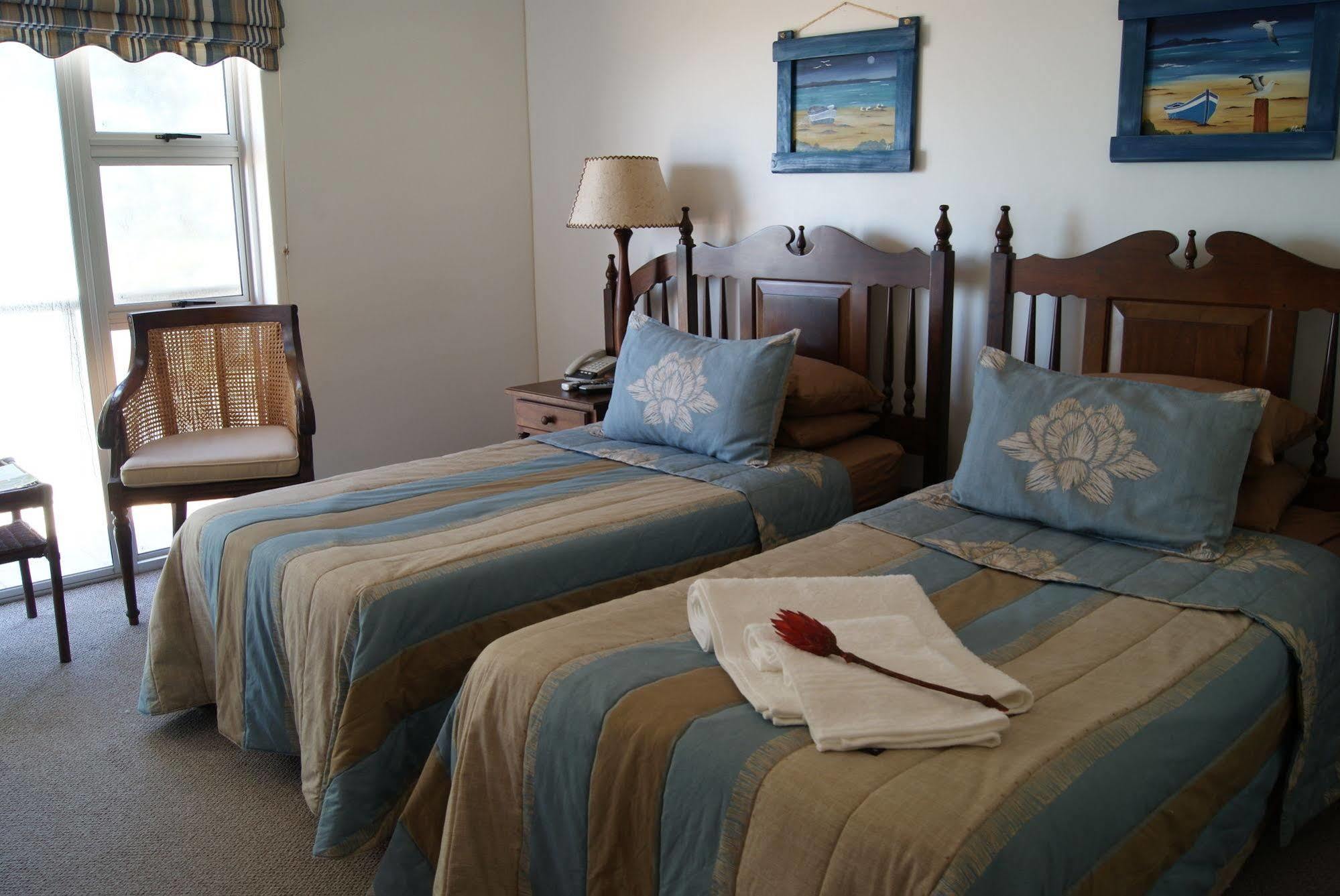 Sea Otters Lodge Kini Bay ภายนอก รูปภาพ